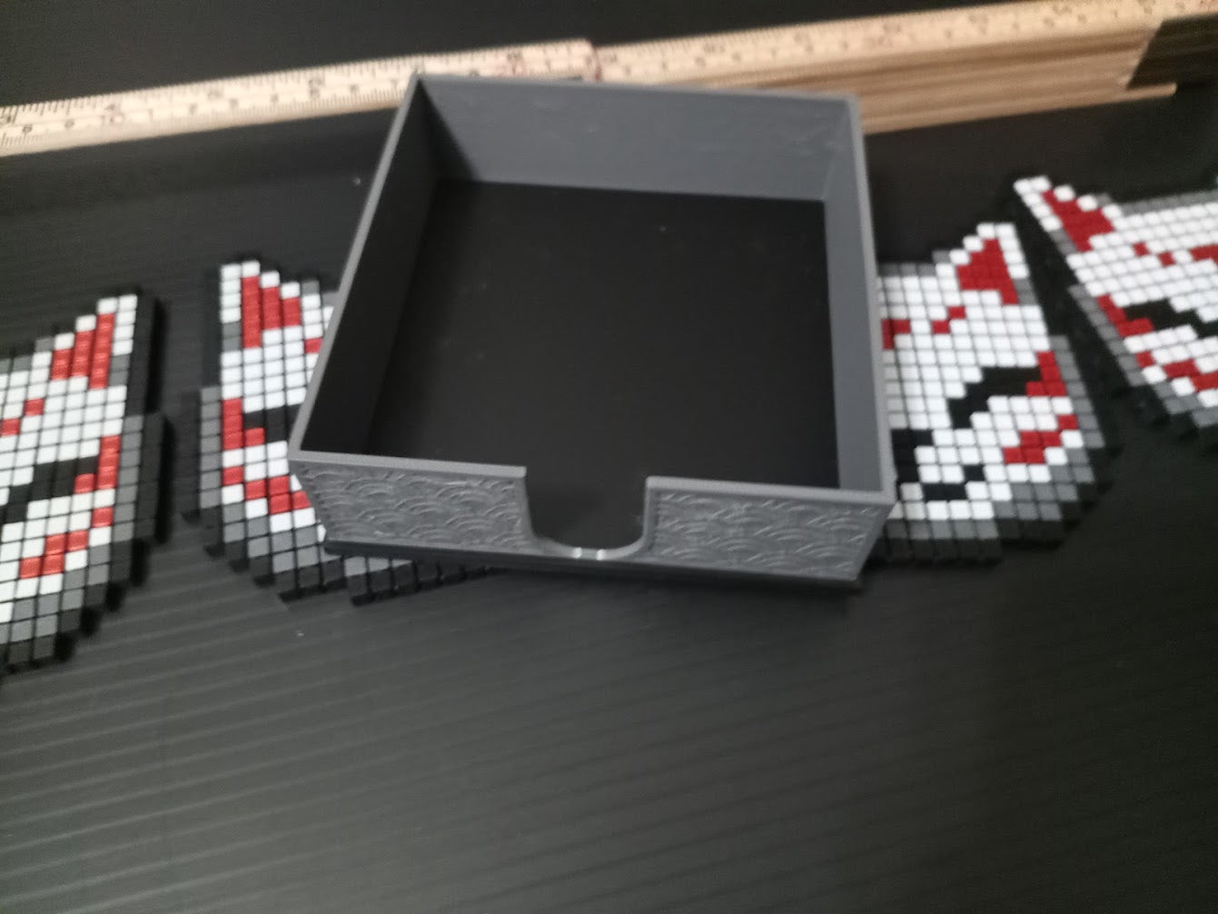🐾 Articulated Pixel Cat Coaster Set with Holder – by PipeCox