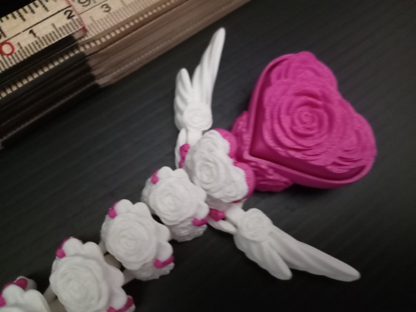 Large Heart – Articulated 3D Printed Fantasy Dragon with clicker in its tail(Cinderwing3D Design)